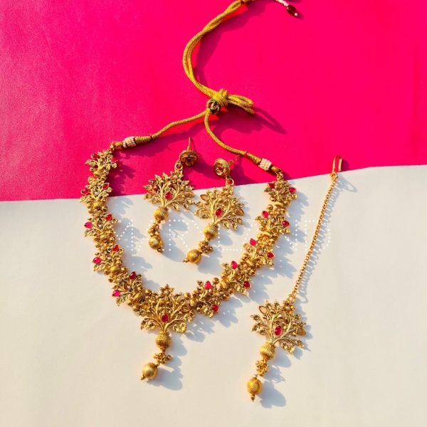 Bahaar Rajwari Necklace Set