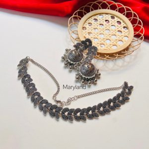 Patti necklace set