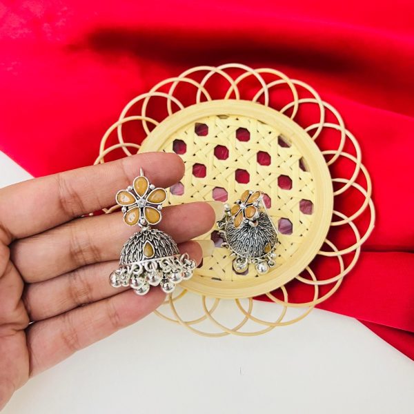 Raaz flower jhumki - Image 9