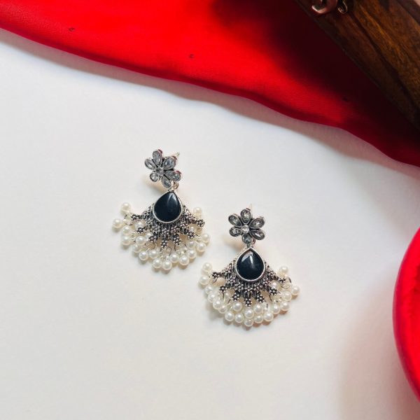 Saaj Earrings - Image 2