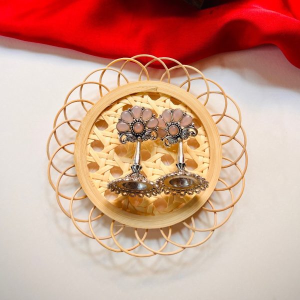 Hunar Drop Earrings - Image 3