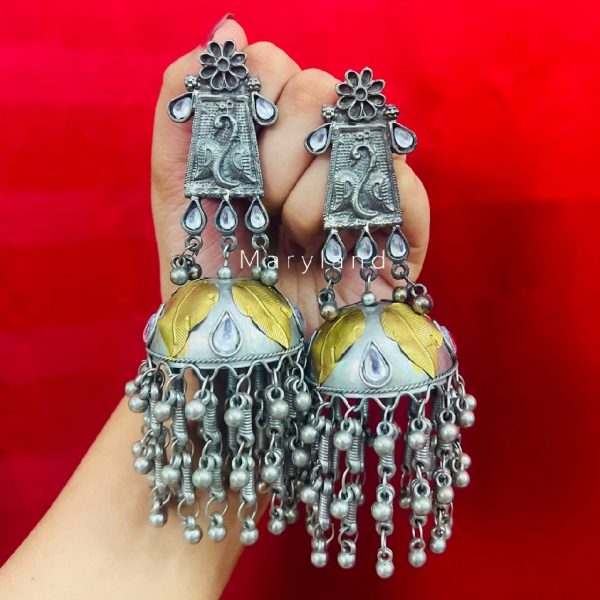 Dual tone long leave jhumky